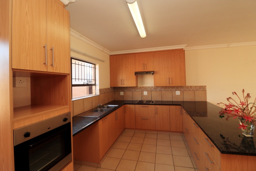 2 Bedroom Property for Sale in Langenhovenpark Free State